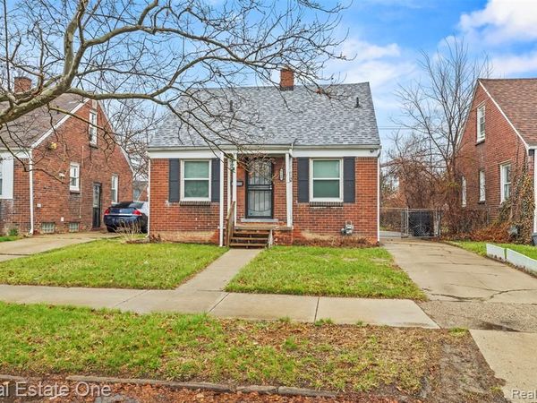9140 Cloverlawn Street, Detroit, MI 48204