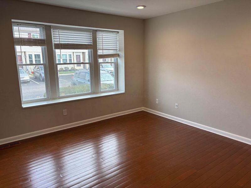 777 Ficus Drive, Unit 25E, Columbus, OH 43085 Photo 12