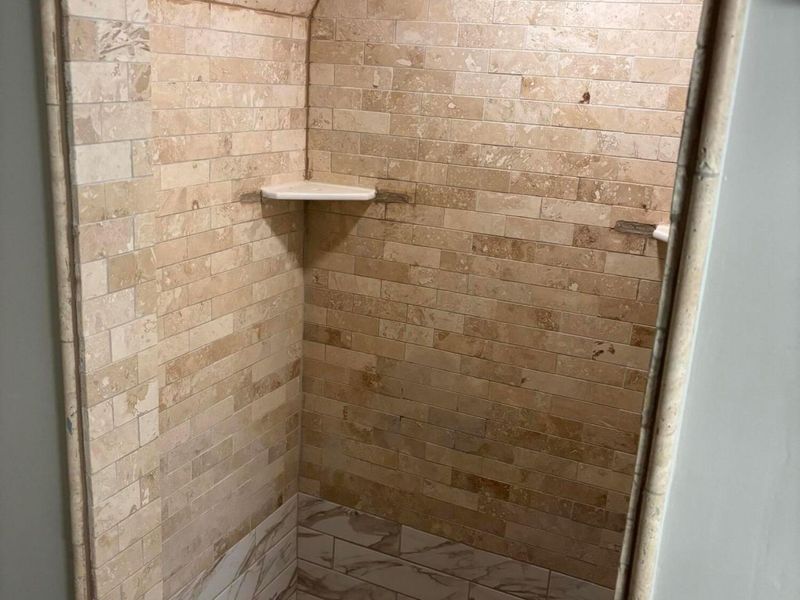 777 Ficus Drive, Unit 25E, Columbus, OH 43085 Photo 16