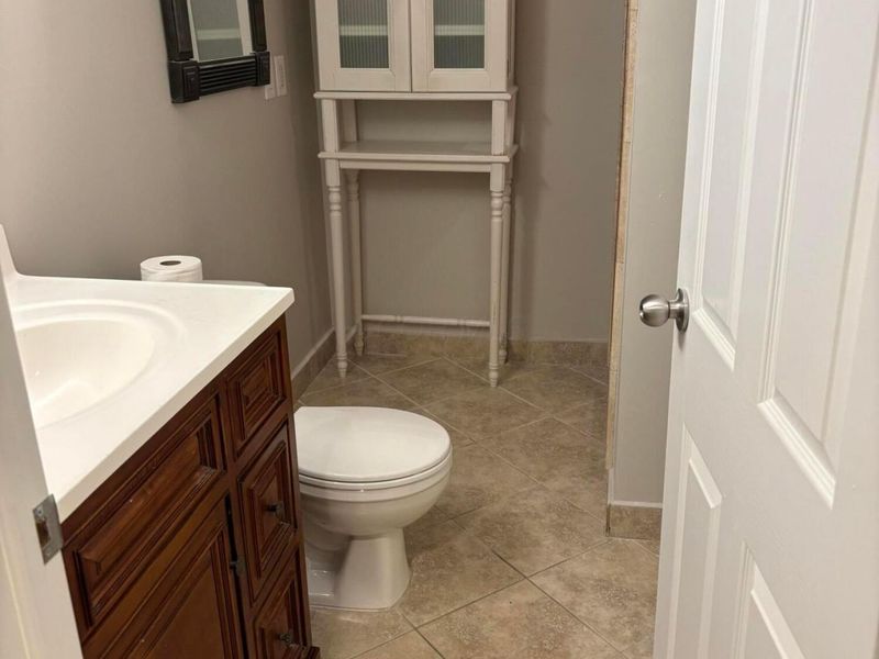 777 Ficus Drive, Unit 25E, Columbus, OH 43085 Photo 18