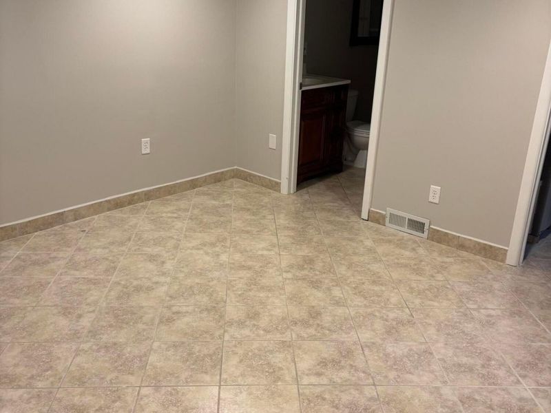 777 Ficus Drive, Unit 25E, Columbus, OH 43085 Photo 25