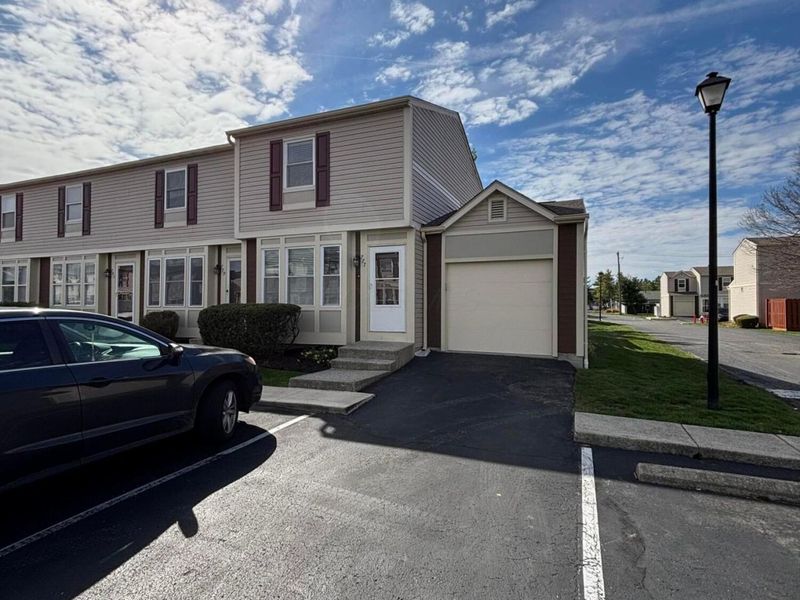 777 Ficus Drive, Unit 25E, Columbus, OH 43085 Photo 5