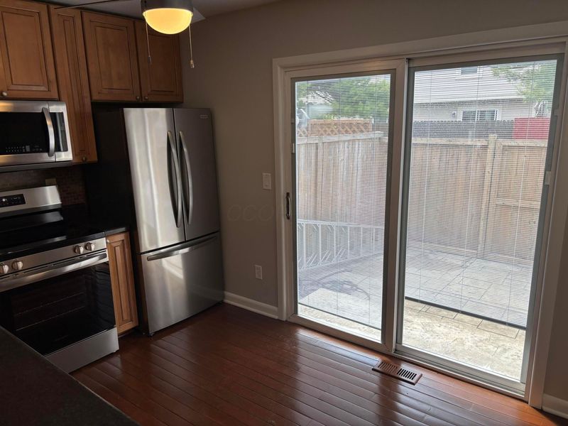 777 Ficus Drive, Unit 25E, Columbus, OH 43085 Photo 7