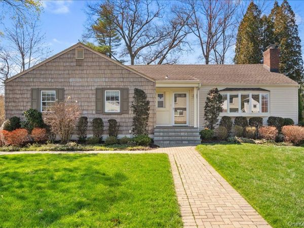 33 Wilmot Circle, Scarsdale, NY 10583