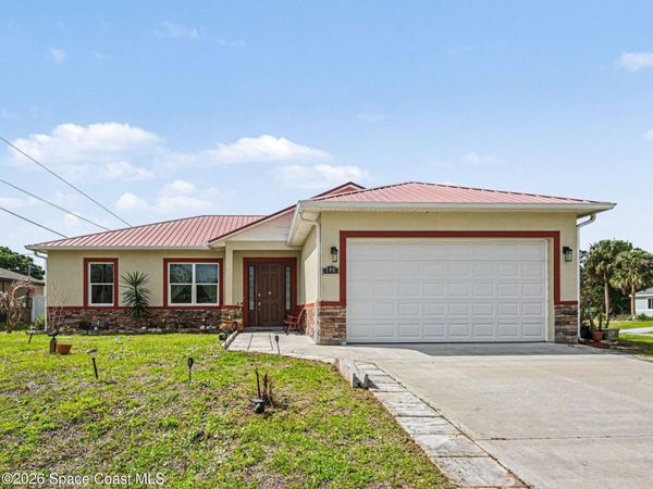 700 Cleaves Street SE , Palm Bay, FL 32909