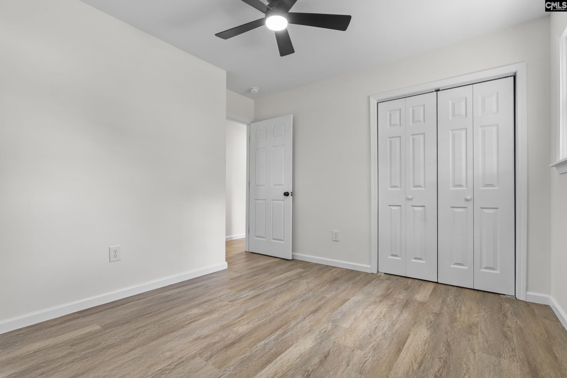 3122 Mctavish Avenue Photo 18