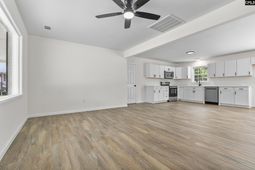 3122 Mctavish Avenue photo 4