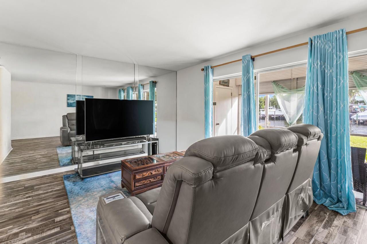 342 Southwind Drive, Unit 102, North Palm Beach, FL 33408 Photo