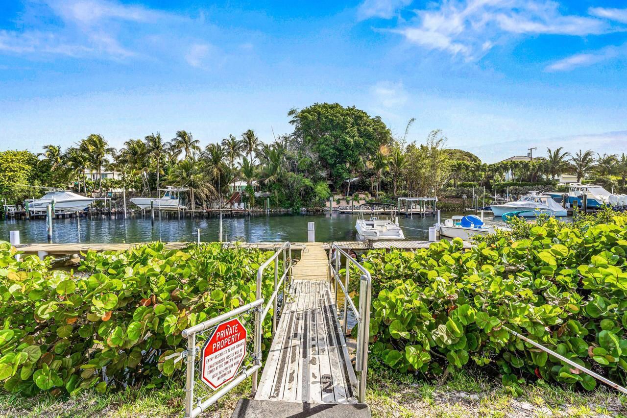 342 Southwind Drive, Unit 102, North Palm Beach, FL 33408 Photo