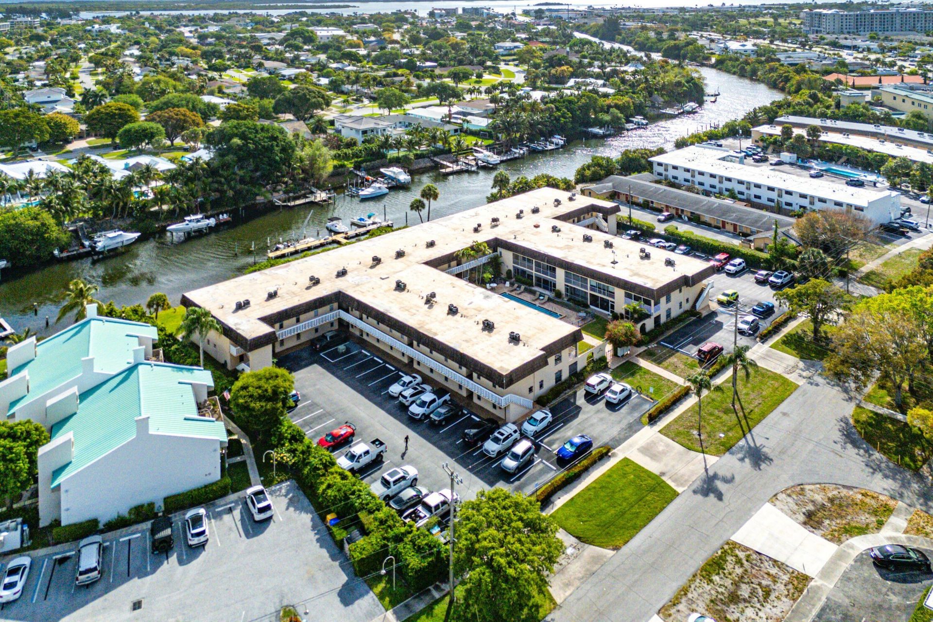 342 Southwind Drive, Unit 102, North Palm Beach, FL 33408 Photo