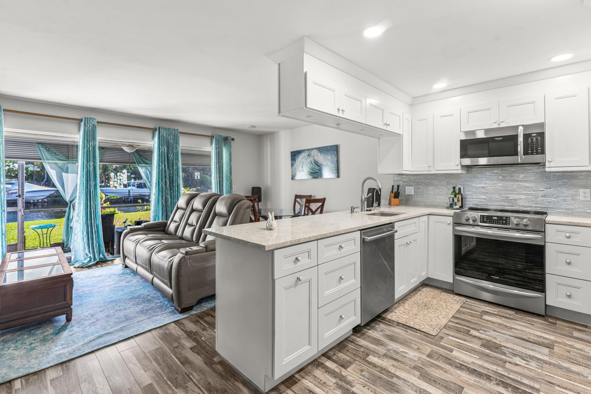 342 Southwind Drive, Unit 102, North Palm Beach, FL 33408 Photo