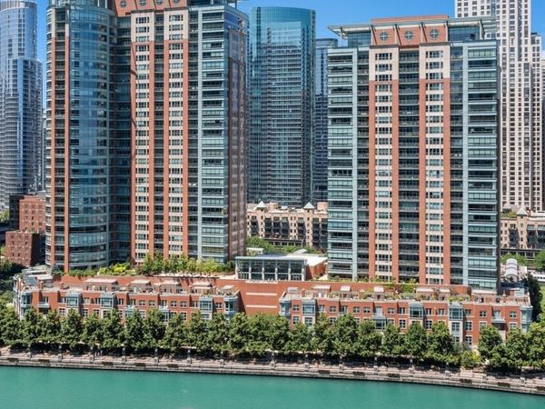 415 E North Water Street, Unit 1403, Chicago, IL 60611