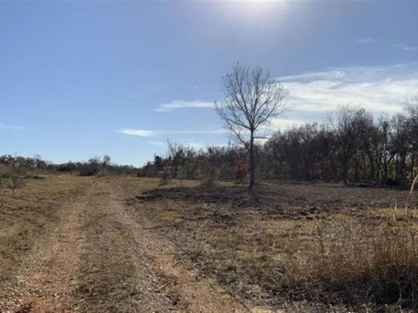 2707.1 W 44th Street, Stillwater, OK 74074