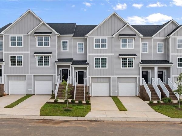 1729 University Drive , Unit D1, Burlington, NC 27215