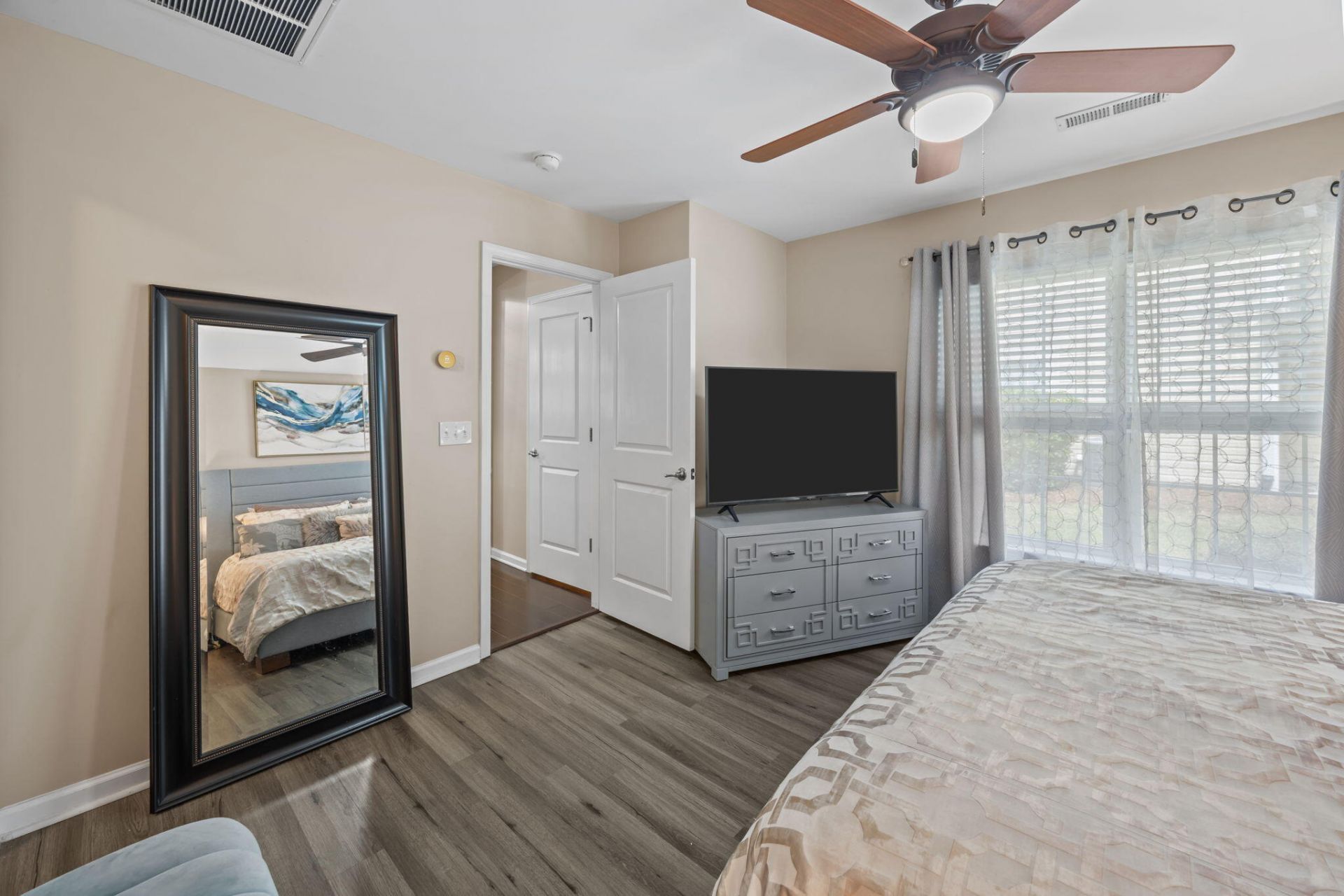 5150 Trump Street Photo 14