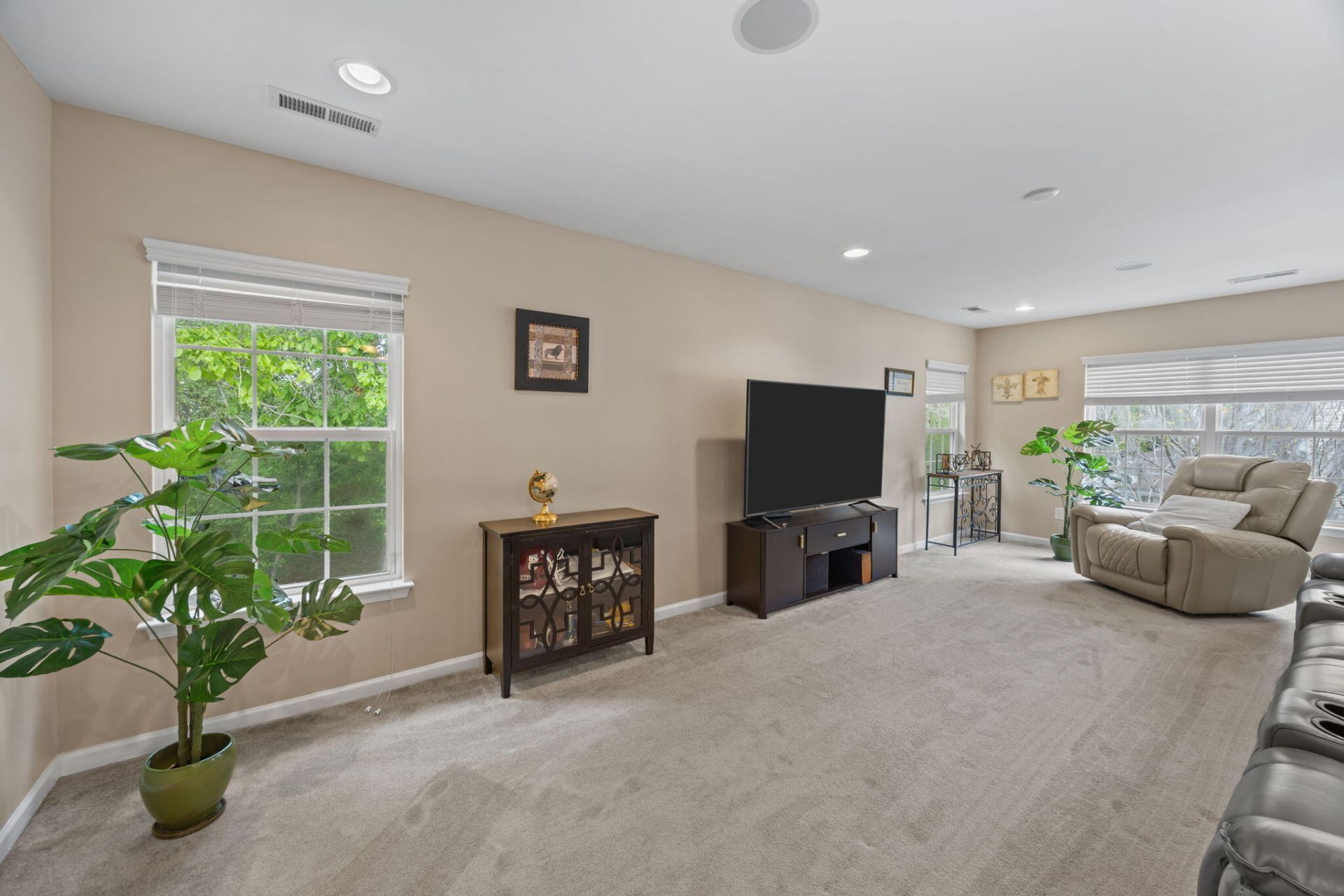 5150 Trump Street Photo 20