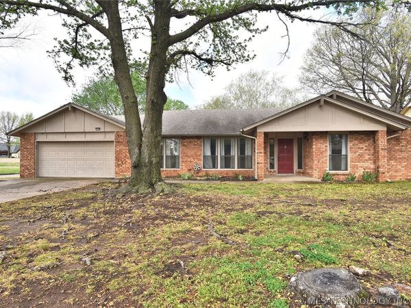 11712 S 98th East Avenue , Bixby, OK 74008
