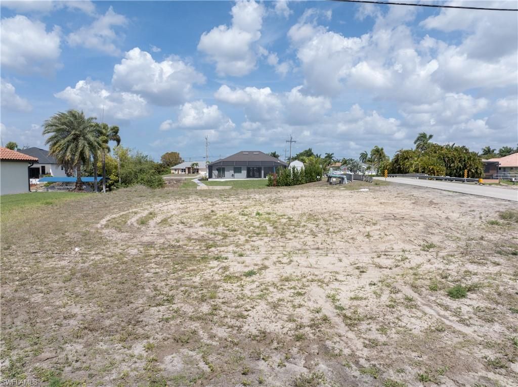 2581 SW 28th Ter , Cape Coral, FL 33914 Photo