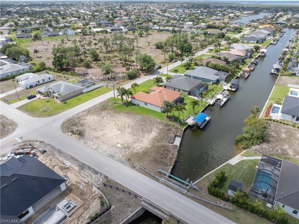 2581 SW 28th Ter , Cape Coral, FL 33914 Photo