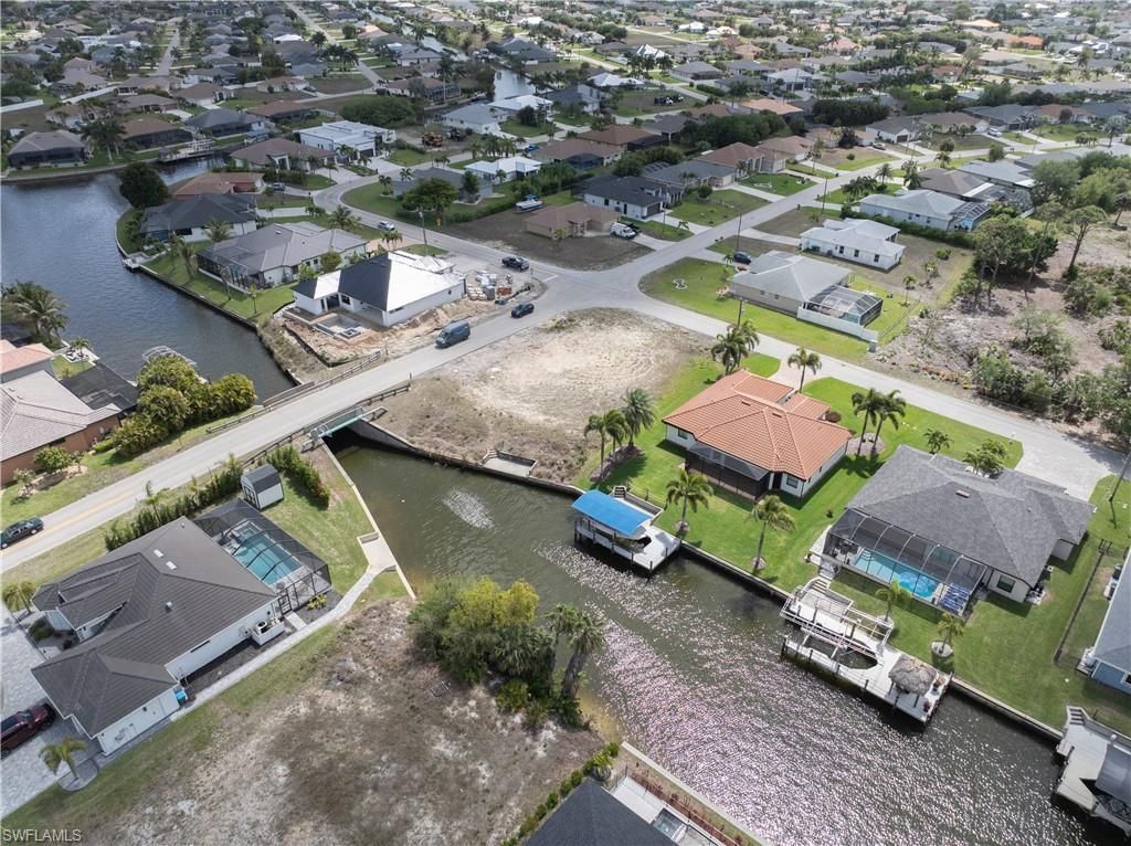 2581 SW 28th Ter , Cape Coral, FL 33914 Photo