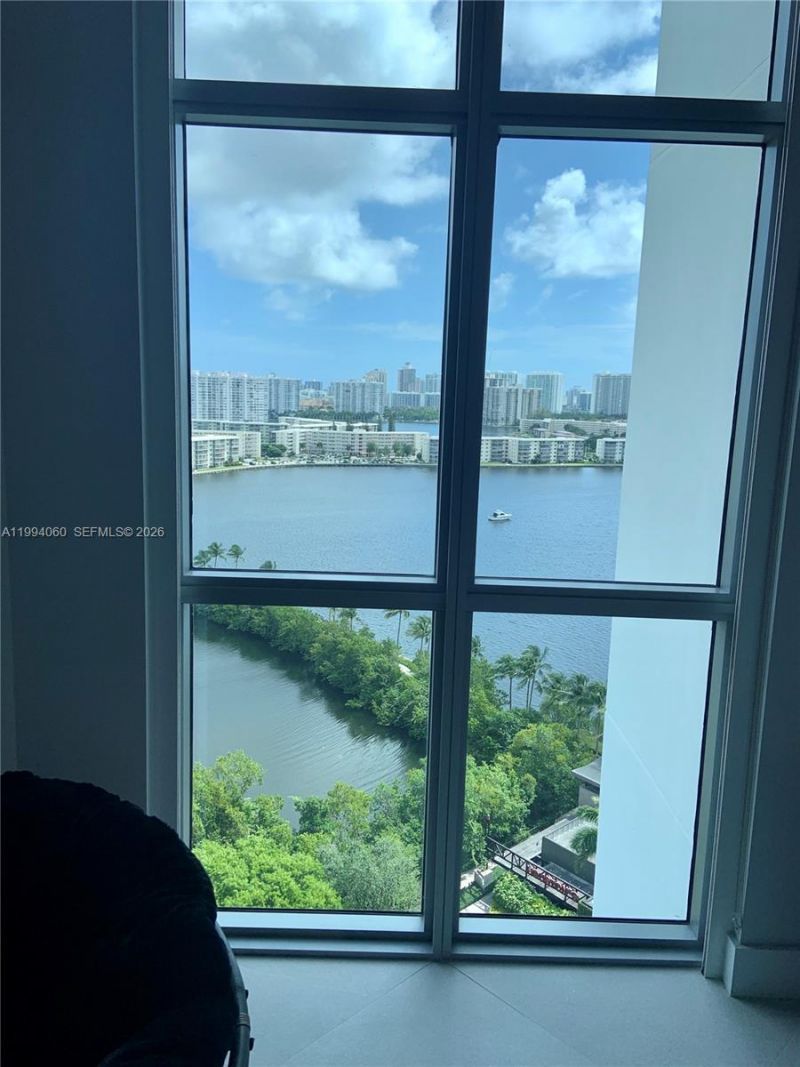 17301 Biscayne Blvd , Unit 1602, North Miami Beach, FL 33160 Photo