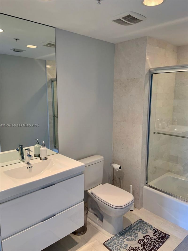 17301 Biscayne Blvd , Unit 1602, North Miami Beach, FL 33160 Photo