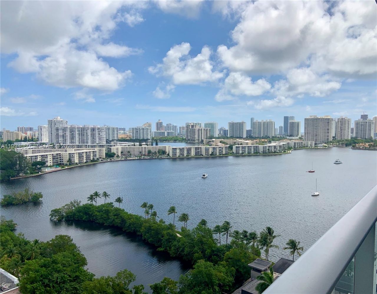 17301 Biscayne Blvd , Unit 1602, North Miami Beach, FL 33160 Photo