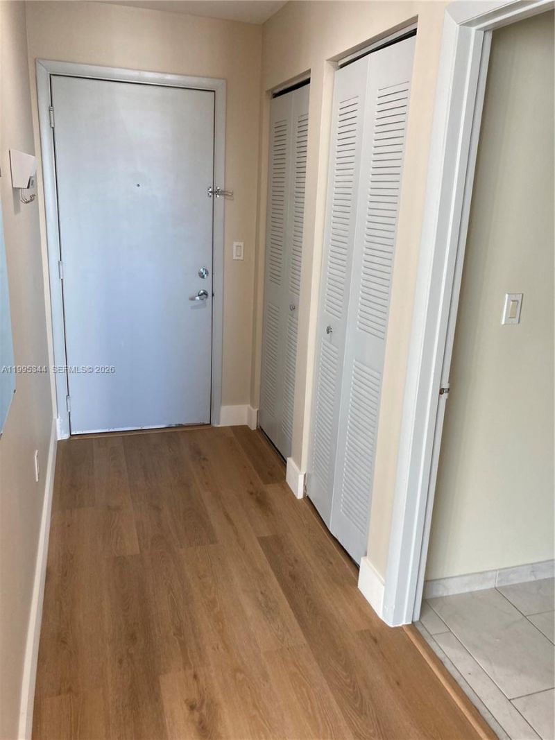 133 NE 2nd Ave, Unit 2112, Miami, FL 33132 Photo