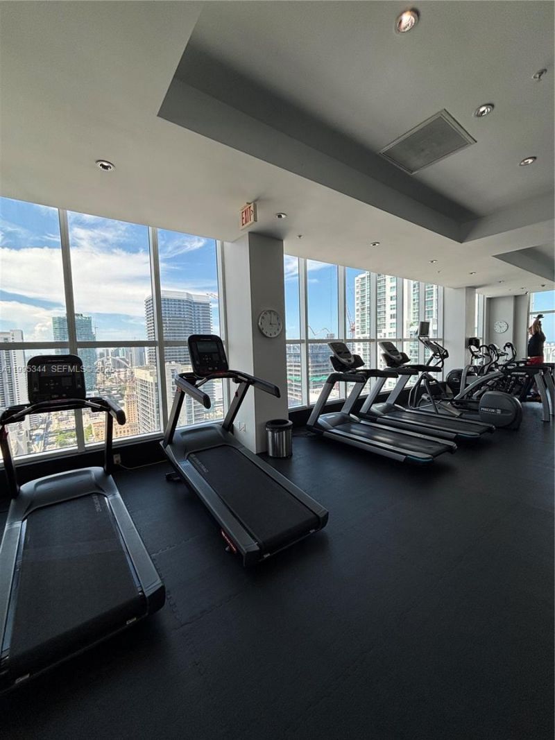 133 NE 2nd Ave, Unit 2112, Miami, FL 33132 Photo