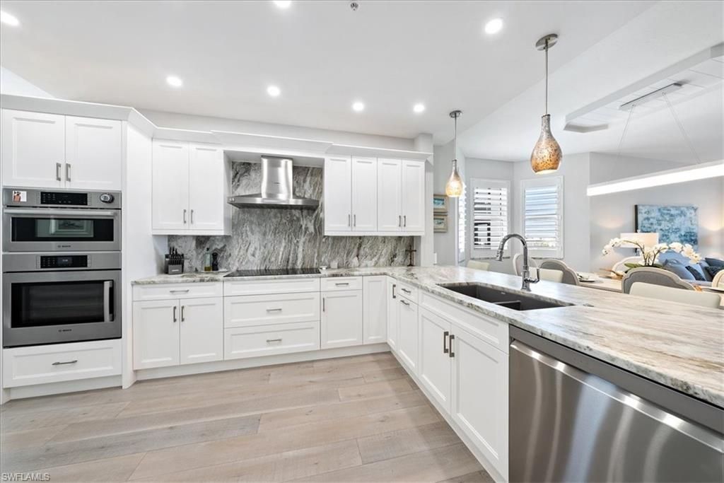 410 Flagship Dr , Unit 601, Naples, FL 34108 Photo