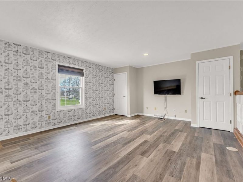 16090 Yarmouth Oval , Middleburg Heights, OH 44130 Photo 30