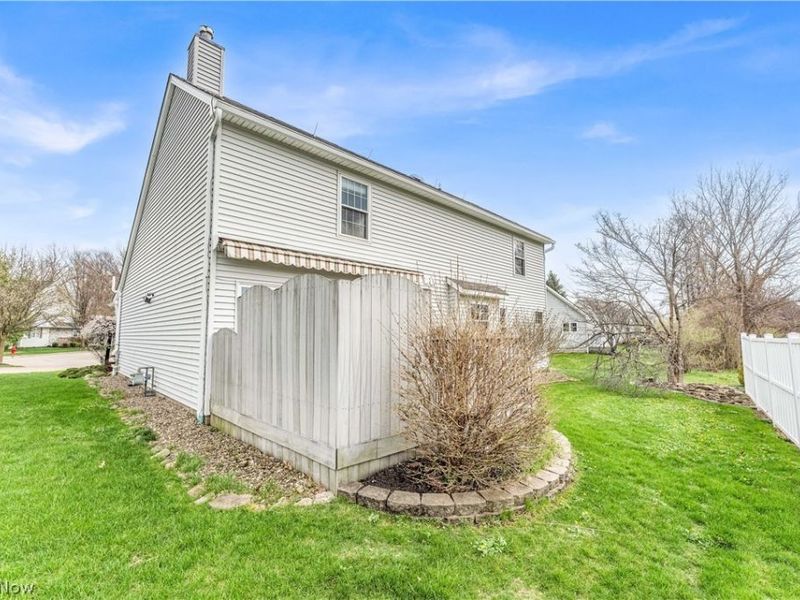 16090 Yarmouth Oval , Middleburg Heights, OH 44130 Photo 37