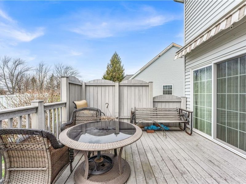 16090 Yarmouth Oval , Middleburg Heights, OH 44130 Photo 38