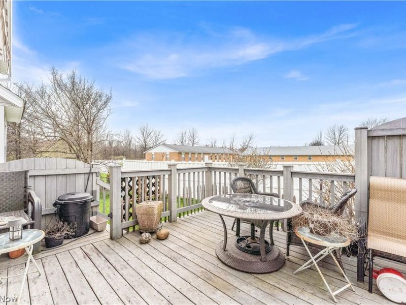 16090 Yarmouth Oval , Middleburg Heights, OH 44130 Photo 39