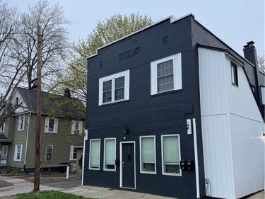 667 W Park Avenue, Barberton, OH 44203