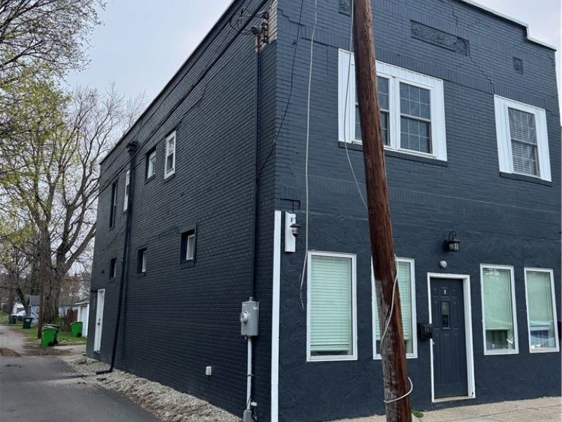 667 W Park Avenue, Barberton, OH 44203 Photo 3