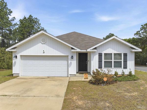 1900 High Ridge Ct, Pensacola, FL 32534