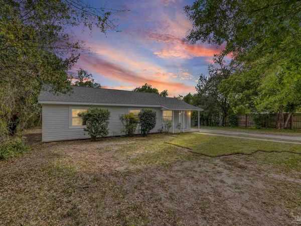 4819 W Jackson St, Pensacola, FL 32506