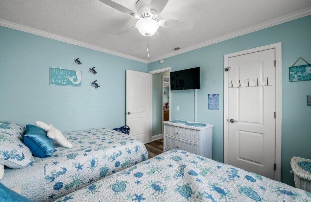 404 33rd Ave. N  Photo 12