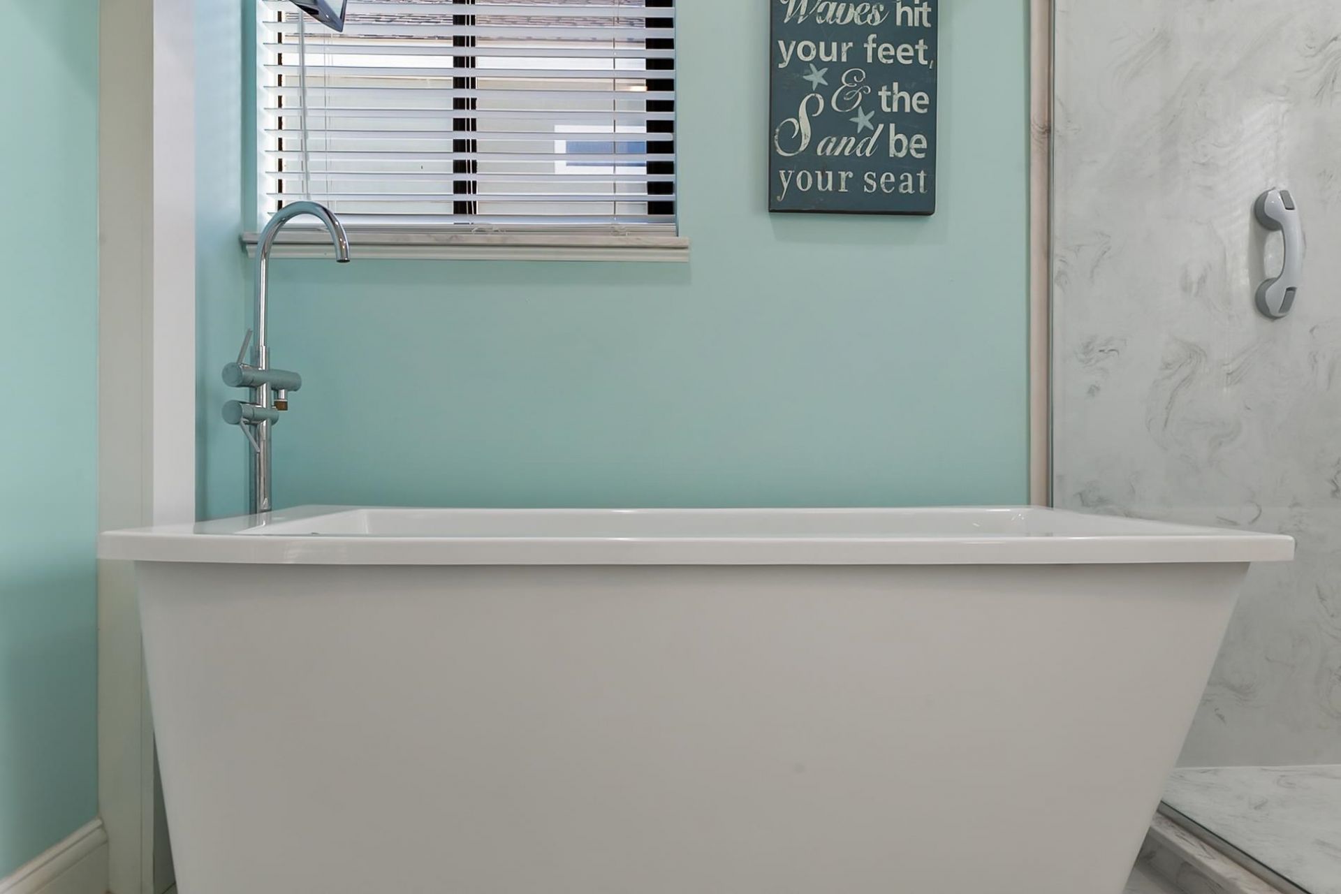 404 33rd Ave. N  Photo 8