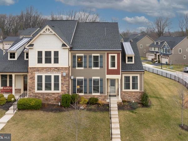 6926 SUMMIT CIRCLE , BALTIMORE, MD 21239