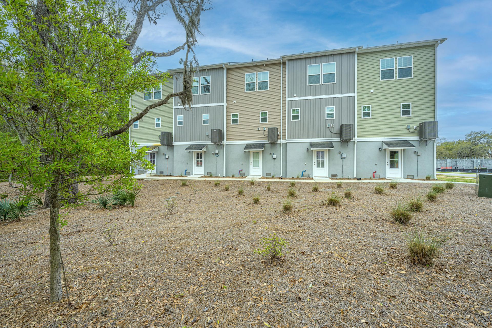 206 Cache Court Photo 6