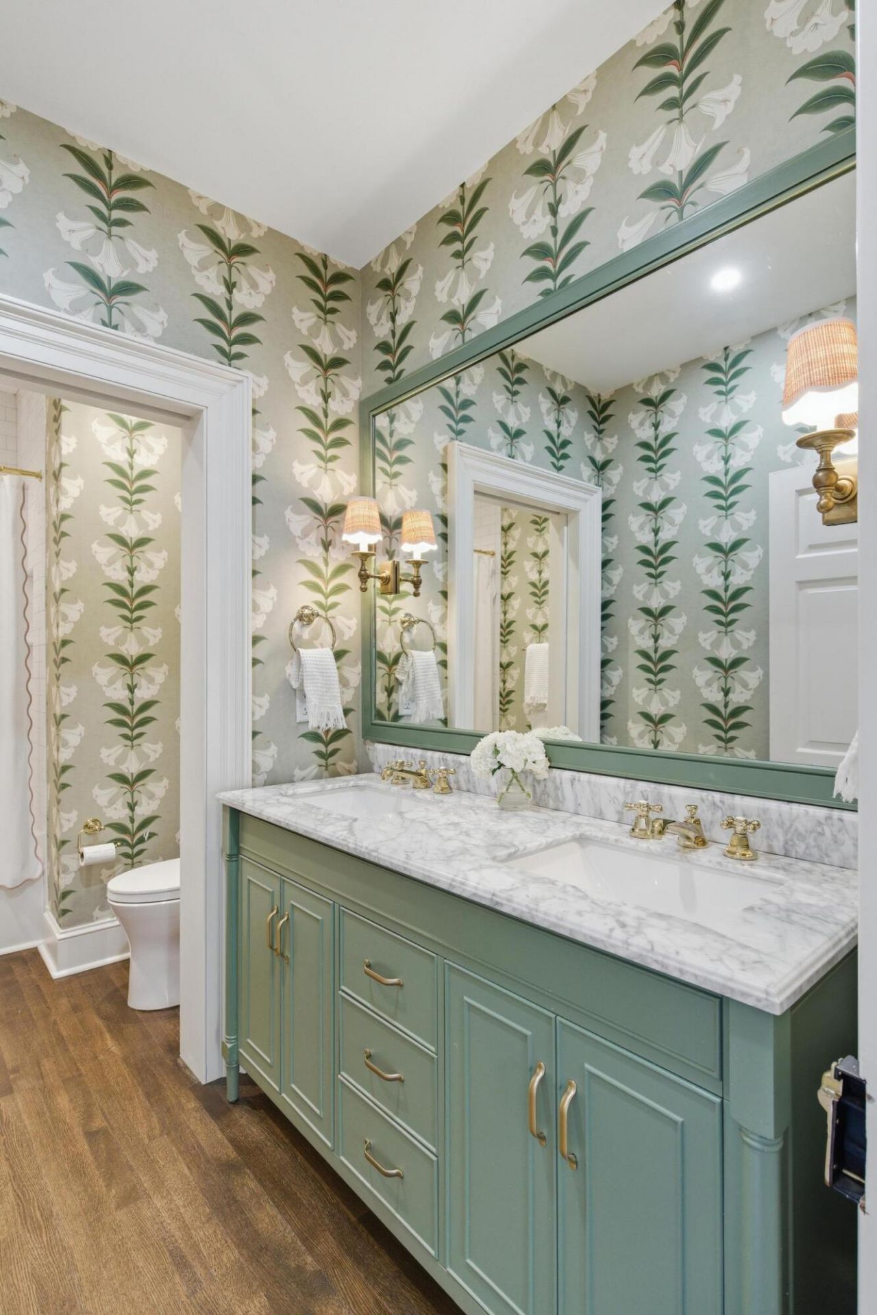 7 Lowndes Street Photo 34