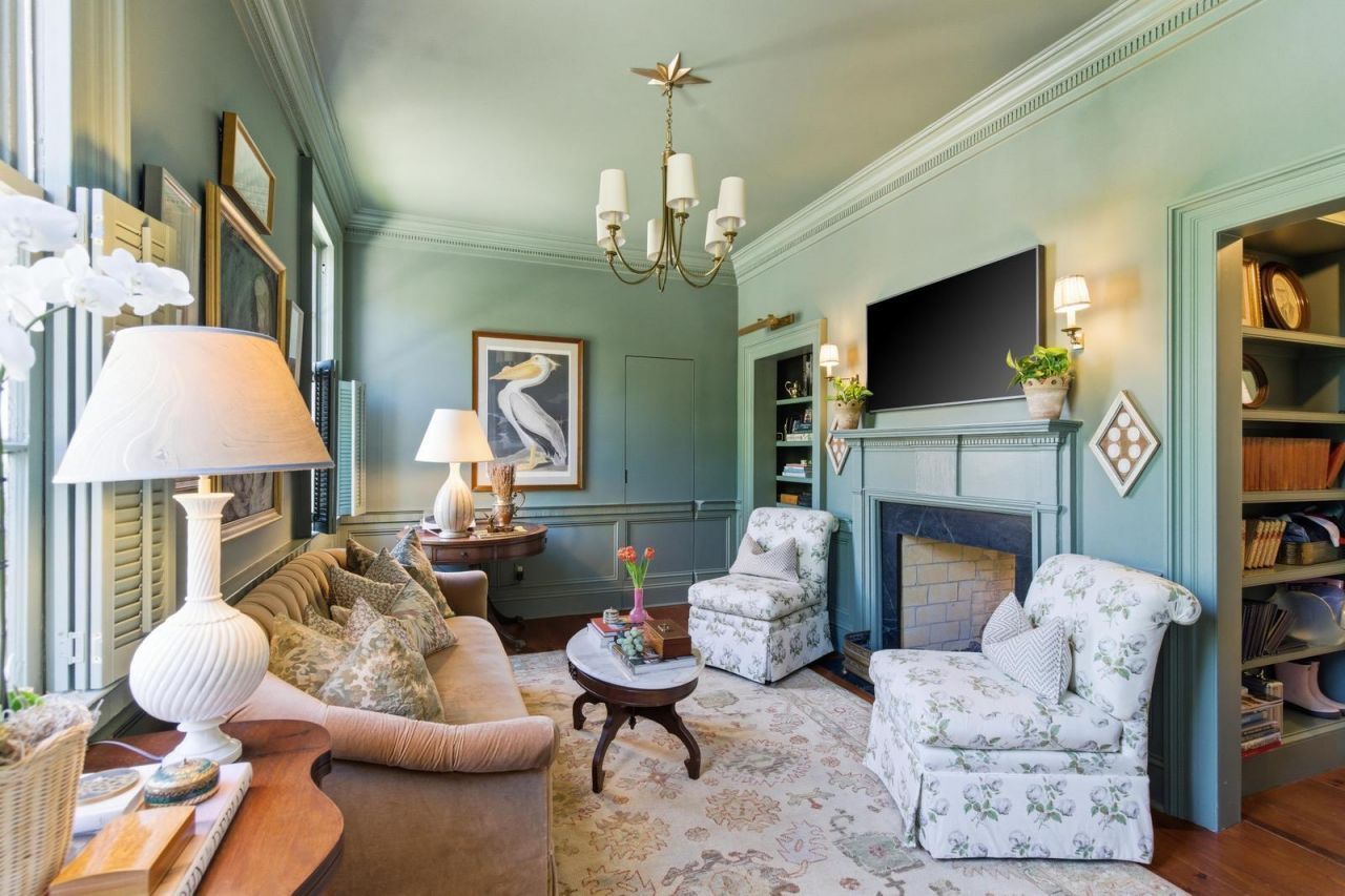 7 Lowndes Street Photo 4