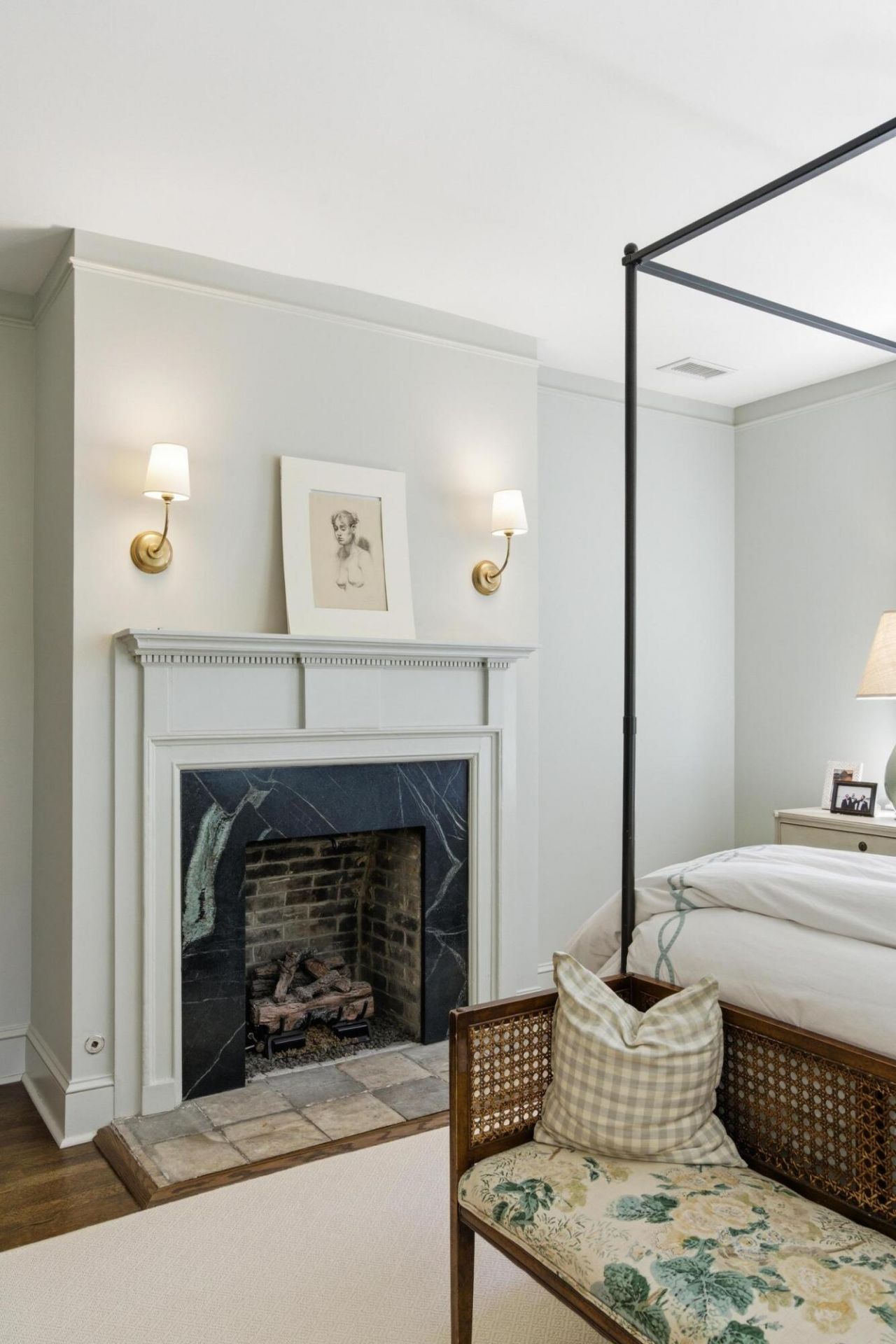 7 Lowndes Street Photo 40