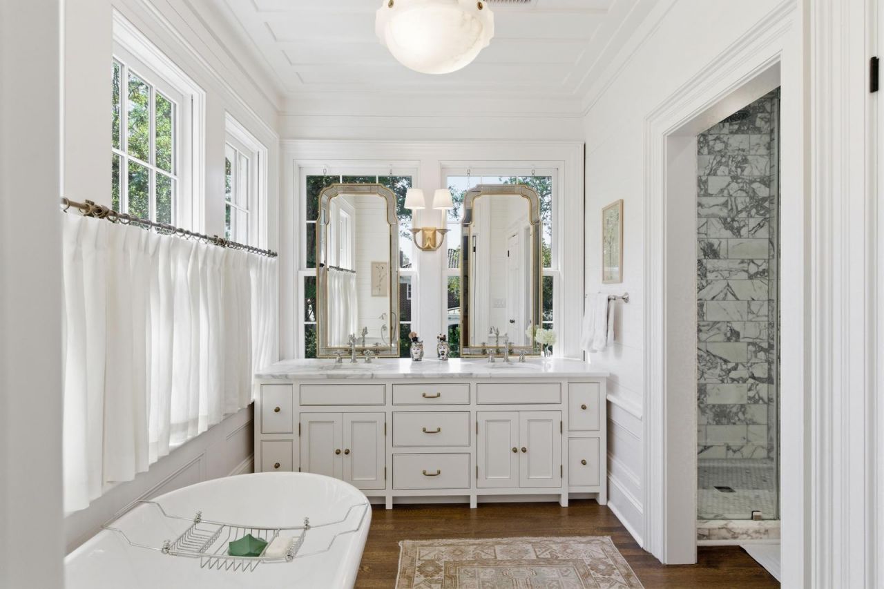 7 Lowndes Street Photo 41