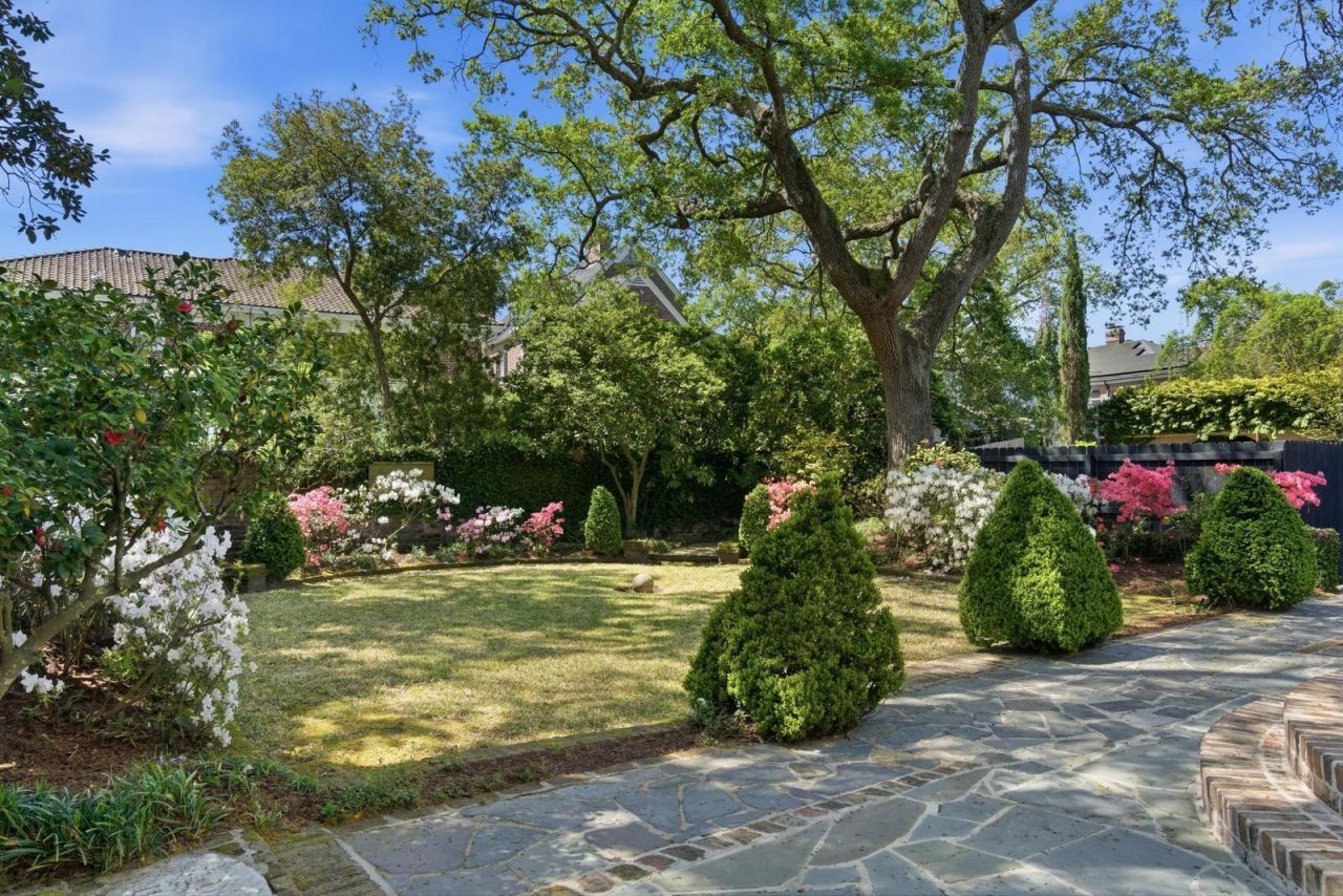 7 Lowndes Street Photo 64