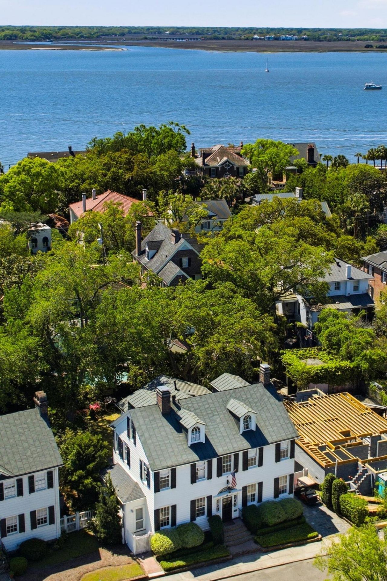 7 Lowndes Street Photo 71