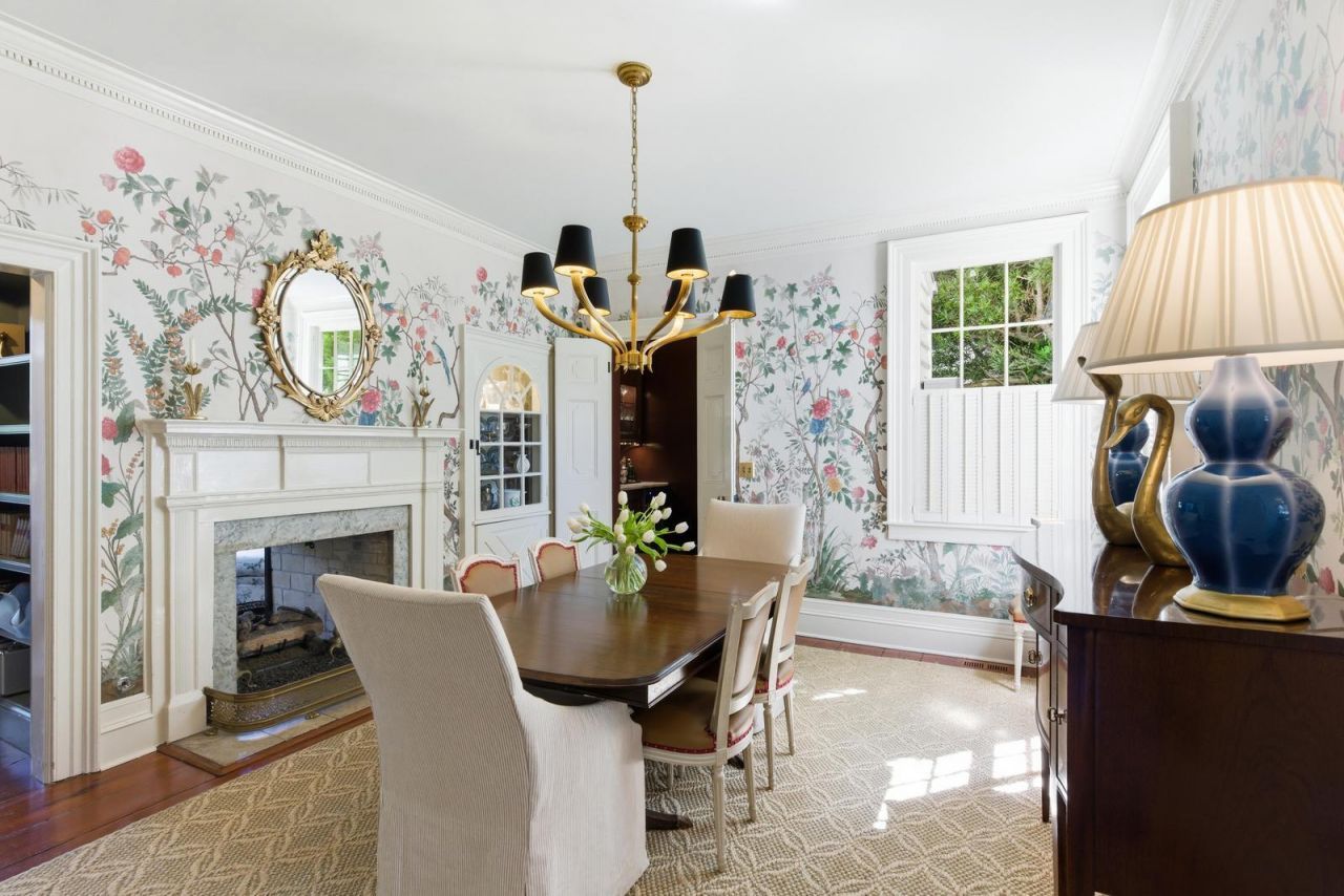 7 Lowndes Street Photo 9