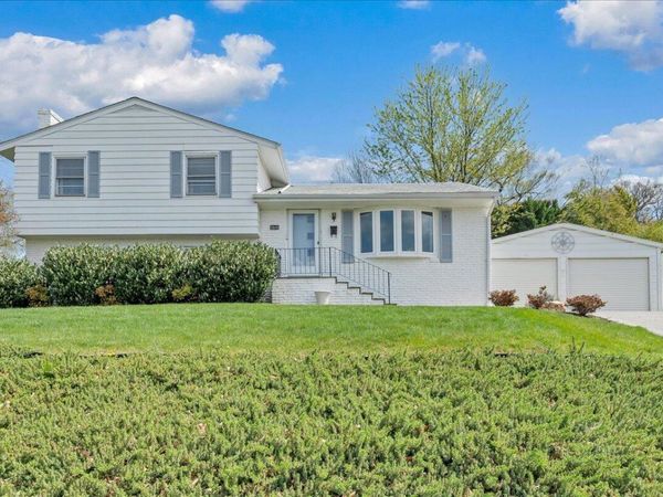 2515 Northminster RD NW, Roanoke, VA 24012